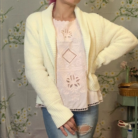 Natori Sweaters - Josie Natori off white creme cozy chenille open front cardigan sweater